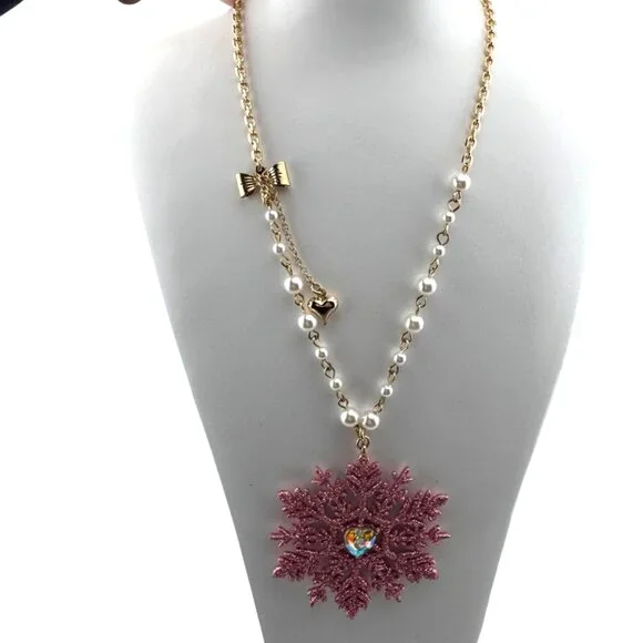 Betsey Johnson Snowflake Pendant Necklace With Pink Glitter & Heart Charm - Picture 6 of 6